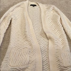 Cream Knit sweater